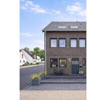 Modernes & gepflegtes EFH Bj. 2017 mit Garten - Eschweiler