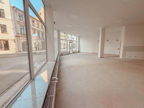 Foto - Attraktive Ladenfläche in Bestlage – 130 m² mit Schaufenster am Alten Markt