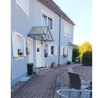 Privat frei ab 1.6., BesichtTermin 25.4. - Reihenhaus in Bayreuth