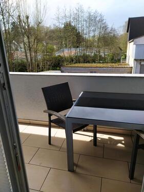 Foto - Helle 2ZiKBB auf Zeit - möbliert mit allen Geräten - 750€ kompl.