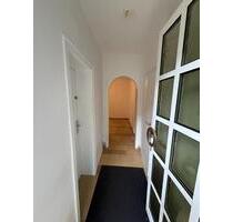 Helle 3-Zimmer-Erdgeschosswohnung mit Kamin und großen Garten - Dortmund Brackel