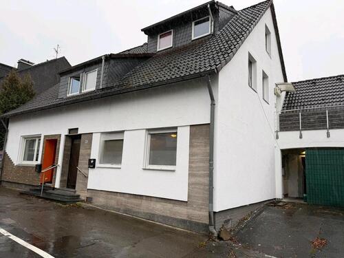 Foto - Attraktives Mehrfamilienhaus mit 8 Einheiten in Odenthal
