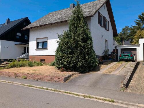 Foto - 6 Zimmer Einfamilienhaus zum Kaufen in Homburg