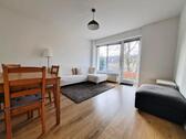 Foto - Helle 3-Zimmer-Wohnung mit Balkon, möbliert