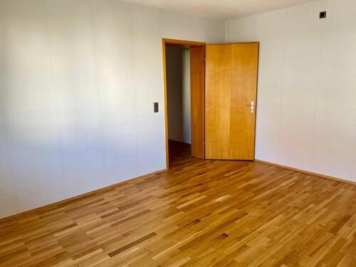 Foto - 4 Zimmer Etagenwohnung in Hettstadt