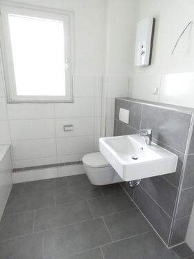 Foto - *** Großzügige 3-Zi-Wohnung mit zwei Loggien in Essen-Frohnhausen ***