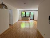 Foto - Gepflegte 3,5-Zi-Erdgeschosswohnung mit Terrasse + TG-Stellplatz