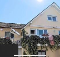 Helle 5,5 Zimmerwohnung 185m2 Kilianstädten - Schöneck