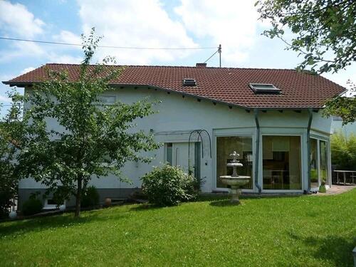 Foto - Schönes Einfamilienhaus in Wustweiler maklerfrei zu verkaufen