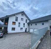 Hochwertige 4-Zimmer-Maisonettewohnung mit Loggia, Einbauküche und großer Garage - Murg