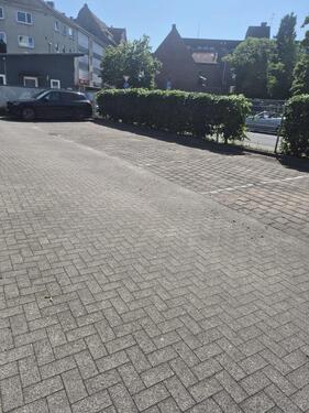 Foto - 100 Parkplätze im Zentrum von Neumünster