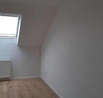 Isernhagen 4 Zimmer DG Wohnung - 990,00 EUR Kaltmiete, ca. 73,50 m² in Isernhagen (PLZ: 30916) Isernhagen 4 Zimmer DG Wohnung - 990,00 EUR Kaltmiete, ca. 73,50 m² in Isernhagen (PLZ: 30916)
