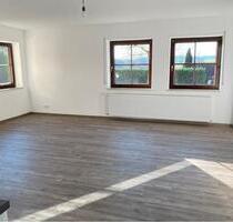 ❤️ruhige, helle 2 Zimmerwohnung mit EBK, Terrasse und Stellplatz - Flieden