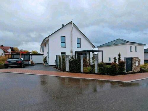 Foto - Modernes Einfamilienhaus in ruhiger Feldrandlage