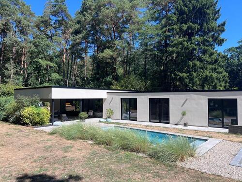 Foto - Wunderschöner kernsanierter Bungalow mit Pool
