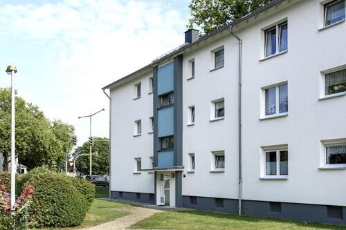 Foto - Demnächst für Sie eine gut geschnittene Bezugsfertige 2,5 Zimmer Wohnung mit Balkon