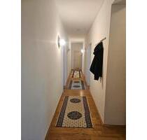 Großzügige 6-Zimmer Wohnung im 2. OG in Solingen Mitte