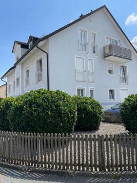 Foto - Helle 2-Zimmer Dachgeschosswohnung mit Balkon in Altdorf