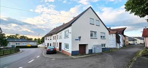 Foto - 2 x Einfamilienhaus in 54647 Pickließem zu Vermieten.