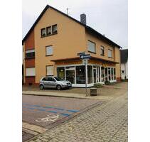 Ladenlokal, mit 2 Räumen, Küche, Bad, Balkon, Keller, Dillingen - Perl