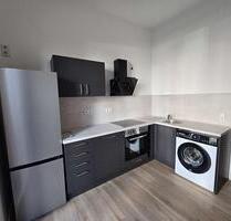 ❄️ NEU! Frisch renovierte 4-Raum-Wohnung | moderne Einbauküche | mit Balkon | Stellplatz möglich ❄️ - Magdeburg