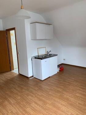 Foto - 1 Zimmer Dachgeschoßwohnung zur Miete in Saarbrücken
