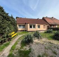 Doppelhaushälfte in Gladau mit großen Eigenland-Grundstück - Genthin