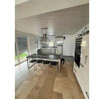 Wohnung 150qm - 1.900,00&nbsp;EUR Kaltmiete, ca.&nbsp; 150,00&nbsp;m&sup2; in Oettingen in Bayern (PLZ: 86732)