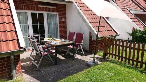 Foto - Ferienhaus Ferienwohnung Hooksiel Nordsee 4 Erw. + 1 Kleink.