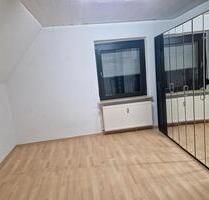 Wohnung zu vermieten - 800,00&nbsp;EUR Kaltmiete, ca.&nbsp; 70,00&nbsp;m&sup2; in Detmold (PLZ: 32758) Hakedahl