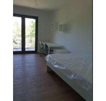 Ich biete ein WG-Zimmer in Niederrad ab sofort an. - Frankfurt am Main Ich biete ein WG-Zimmer in Niederrad ab sofort an. - Frankfurt am Main