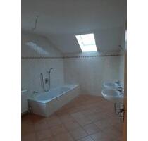 Charmante 3-Zimmer DG Wohnung in Aying mit Balkon Dachterasse