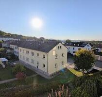 Exklusiv sanierte 3-Zimmer-Wohnung in Stuttgart-Wolfbusch mit Weitblick
