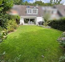 Modernes Traumhaus mit Garten und Kamin - Toplage in Pinneberg!