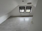 Foto - DG Wohnung zu vermieten - 400,00&nbsp;EUR Kaltmiete, ca.&nbsp; 52,00&nbsp;m&sup2;