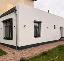 gepflegte Wohnung im Haus - 900,00&nbsp;EUR Kaltmiete, ca.&nbsp; 80,00&nbsp;m&sup2; in Halle (Saale) (PLZ: 06108)