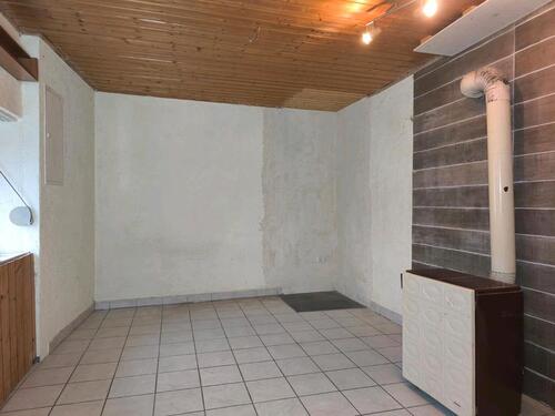 Foto - Sanierungsobjekt - 140.000,00&nbsp;EUR Kaufpreis, ca.&nbsp; 100,00&nbsp;m&sup2;