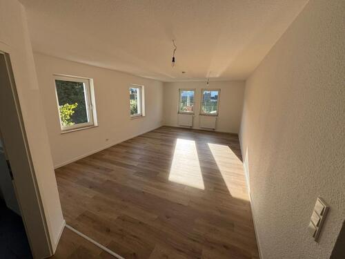 Foto - 1 Zimmer Wohnung im 1. OG - 400,00&nbsp;EUR Kaltmiete, ca.&nbsp; 45,00&nbsp;m&sup2;