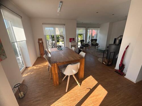 Foto - 5 Zimmer Einfamilienhaus zur Miete in Saarbrücken