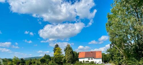 Foto - Einfamilienhaus freistehend mit ELW ca.3065m2Grundstueck
