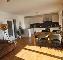 Regensburg 3-Zi.-Whg. EBK Balkon Tageslicht-Bad, Aufzug A+ kfw 55