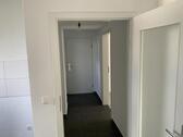 Foto - Gepflegte 3-Zi-Wohnung inkl. Tapete + Laminat!!