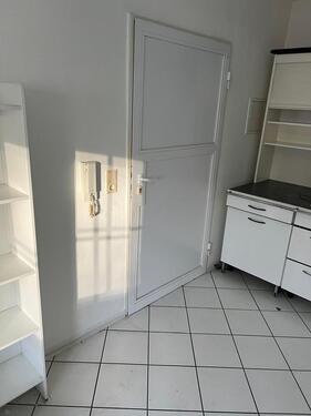 Foto - Gi. Zentral, helle 1 Zi. Whg. - 395,00&nbsp;EUR Kaltmiete, ca.&nbsp; 25,00&nbsp;m&sup2;