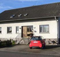 Freistehendes Zweifamilienhaus nähe Fulda von privat zu verkaufen - Großenlüder