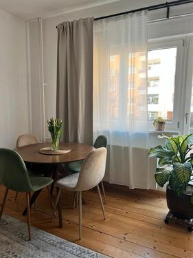 Foto - Möblierte 2-Zi Wg inkl Balkon (befristet)