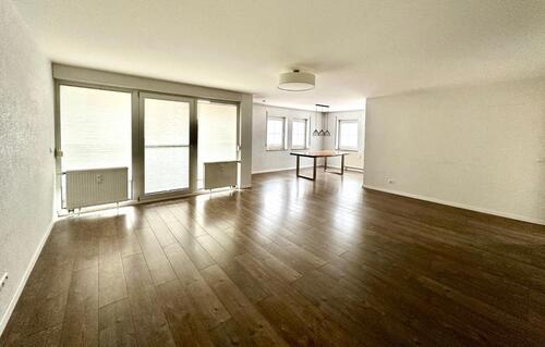 Foto - lichtdurchflutete 3,5 Zimmer Eigentumswohnung - modern - saniert