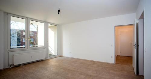 Foto - * * SINGLEWOHNUNG * * Moderne 1-Zimmer-Wohnung m. Südloggia