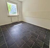 Großzügige 1-Zimmer-Wohnung im Erdgeschoss zu vermieten - Leipzig West