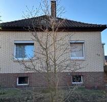 Einfamilienhaus mit Wintergarten und Ausbaupotenzial - Celle Altencelle