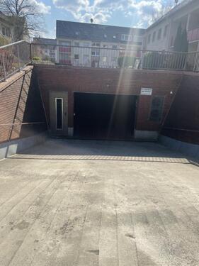 Foto - Tiefgaragenstellplatz zu vermieten